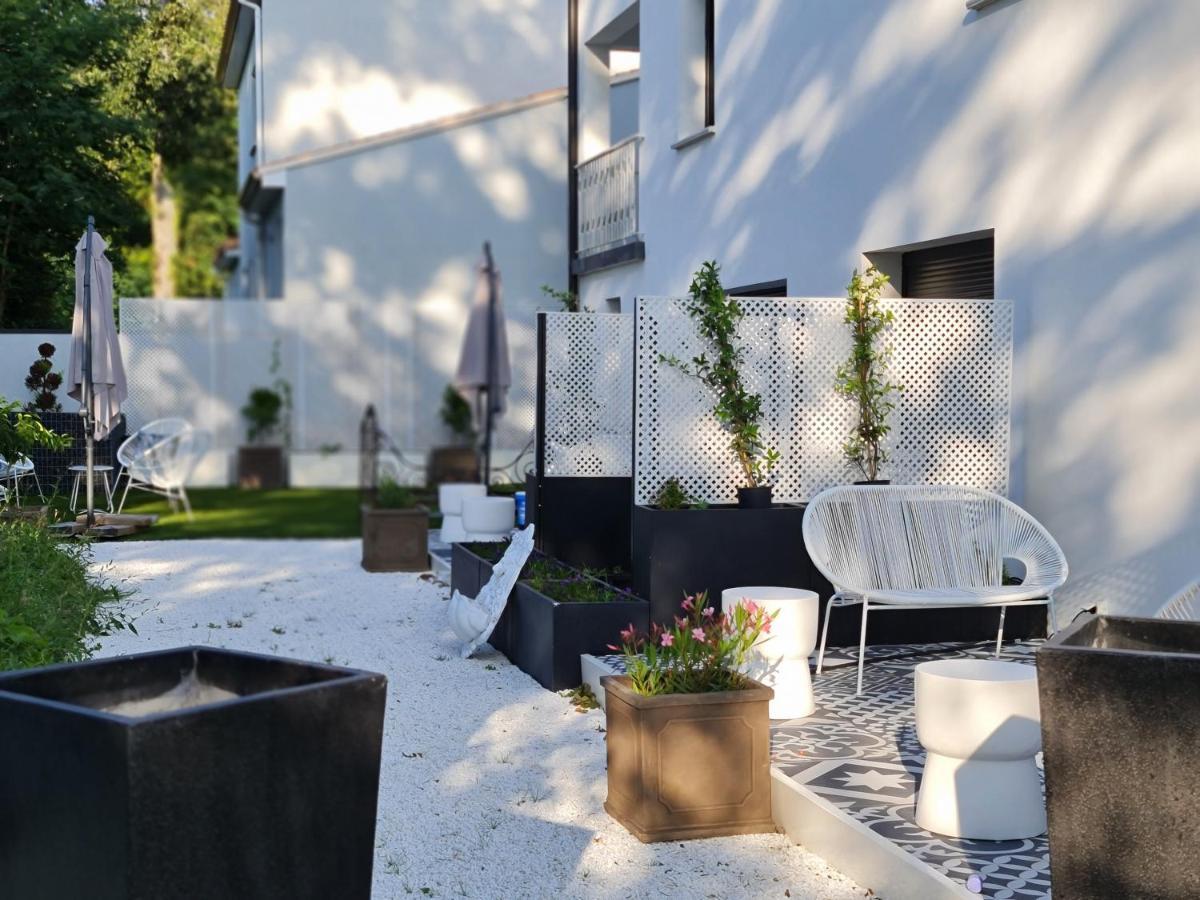 Moyi Apartment Basse-Goulaine ภายนอก รูปภาพ